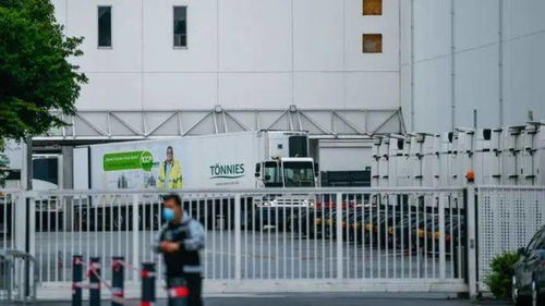 英國肉廠疫情再現(xiàn)，預(yù)包裝食品的安全隱憂與消費(fèi)者應(yīng)對(duì)